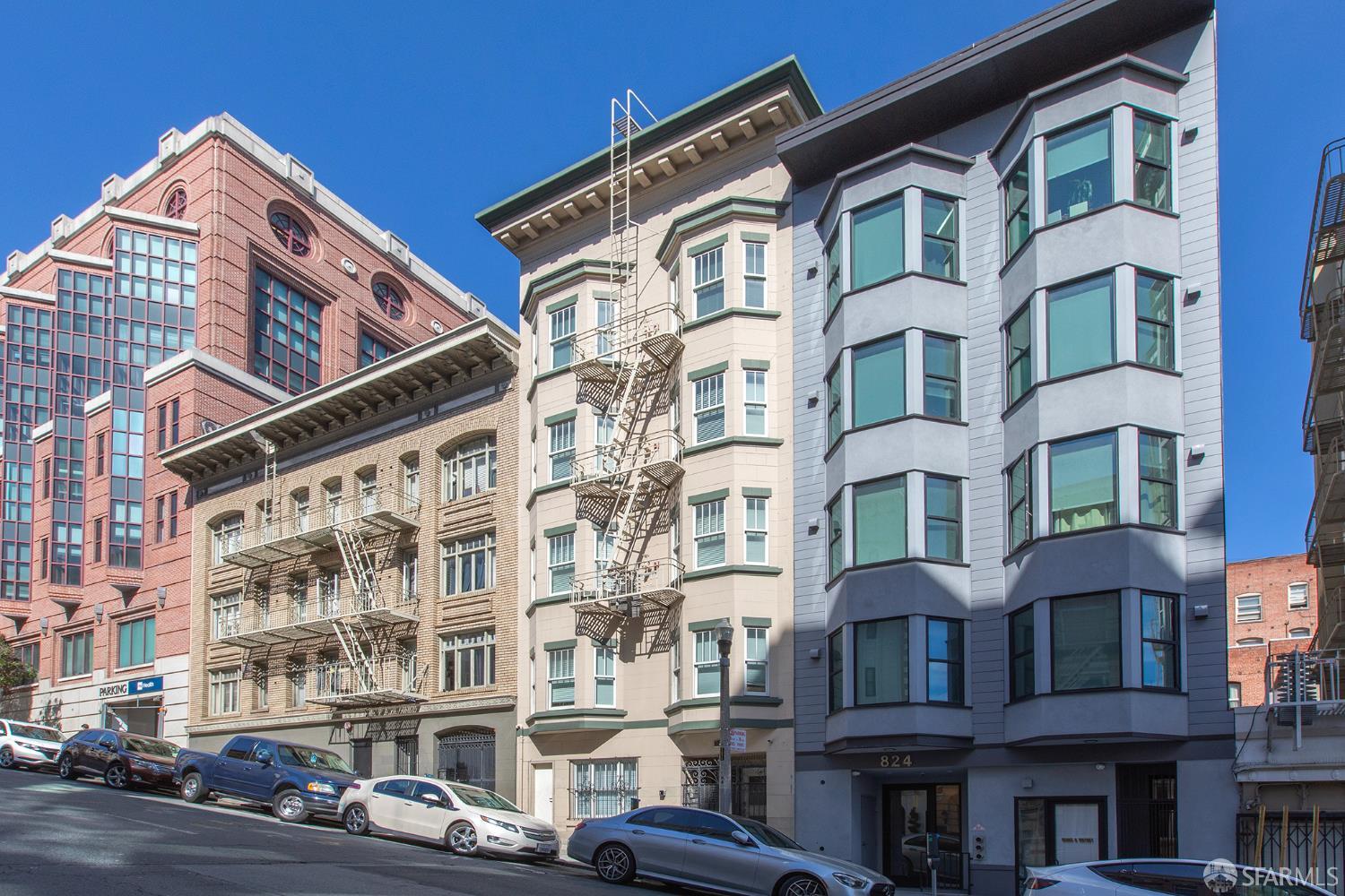 830 Hyde Street - Photo 3