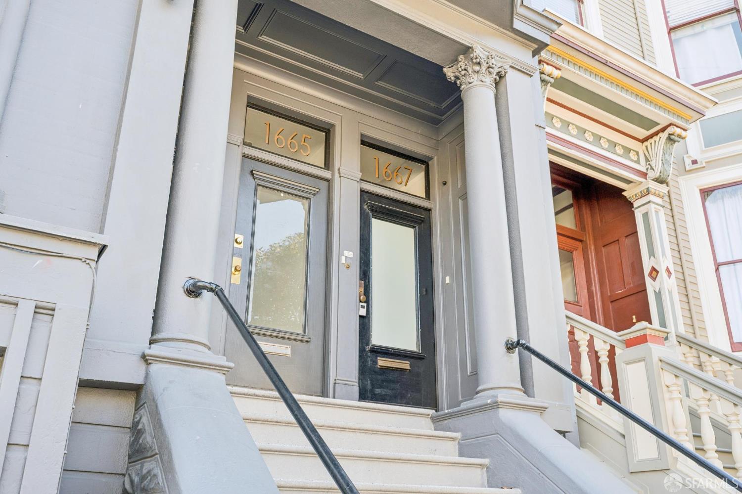 1667 Hayes Street - Photo 2