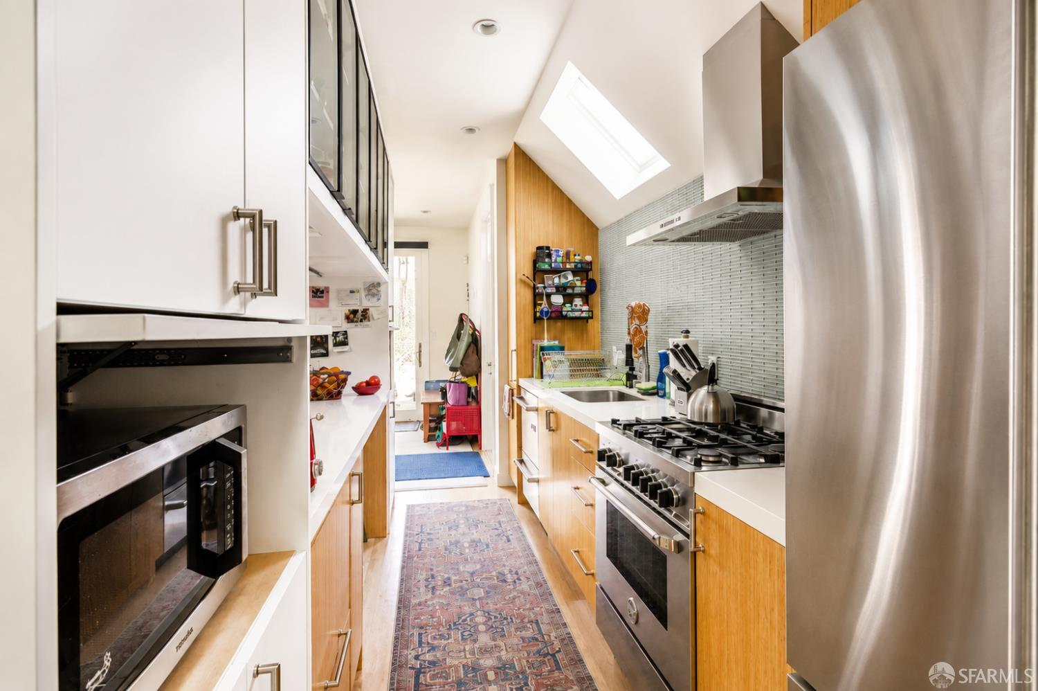 972 Dolores Street #C - Photo 4