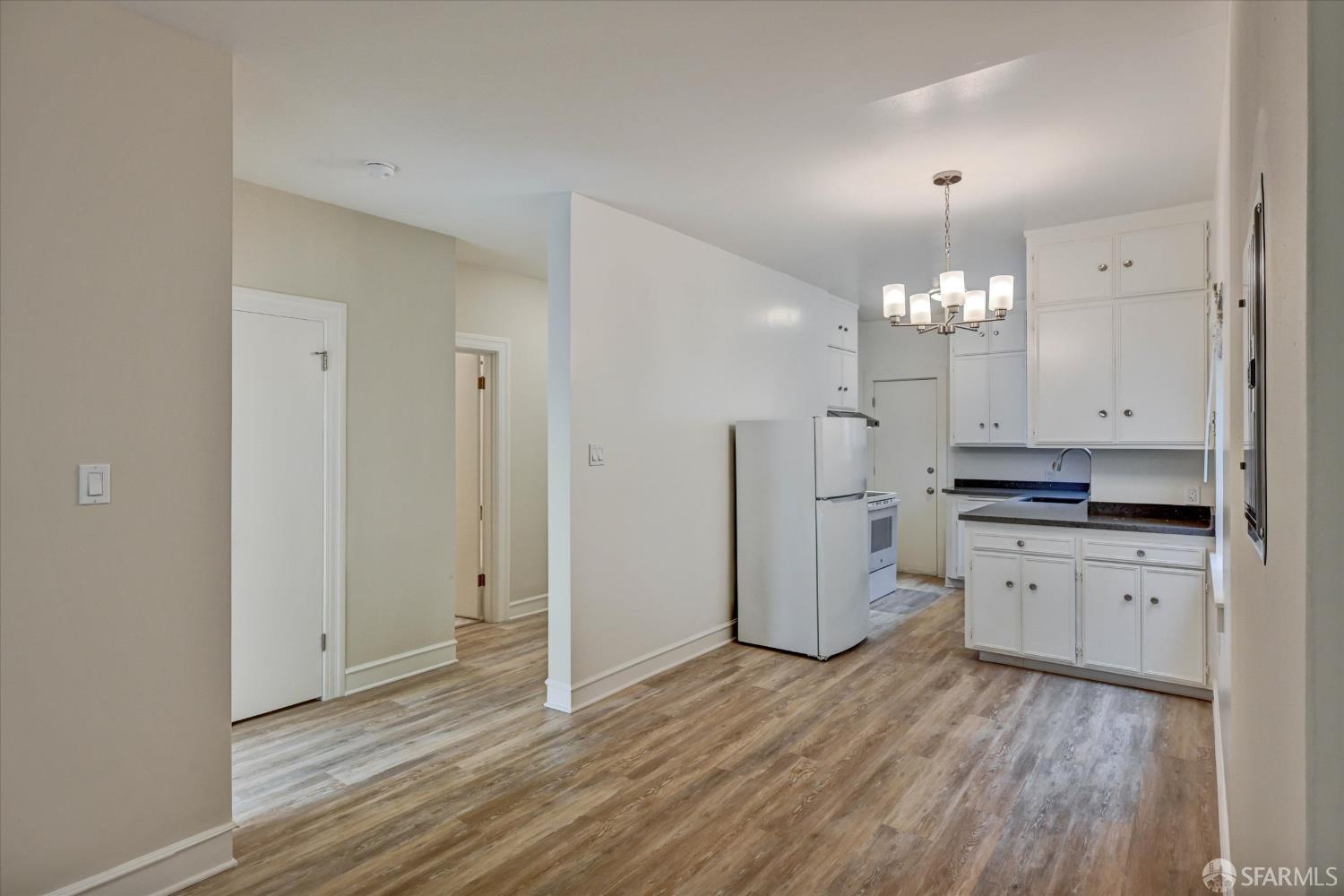 2120 Chestnut Street #1 - Photo 5