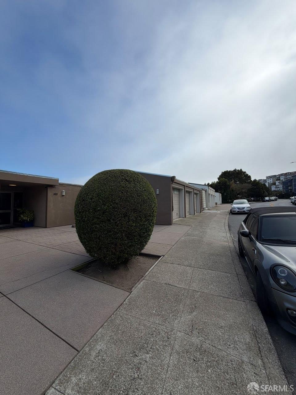 160 Gardenside Drive #402 - Main photo
