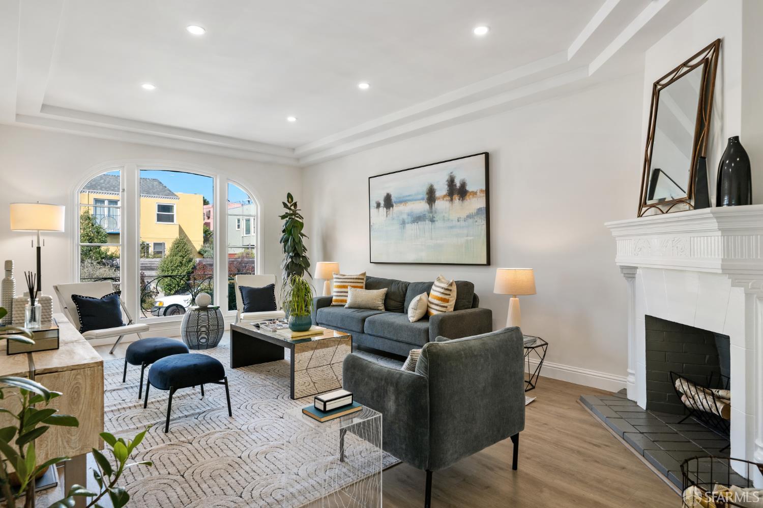 475 Justin Drive - Photo 2