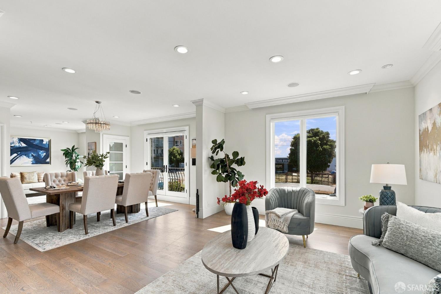 496 38th Avenue - Photo 4