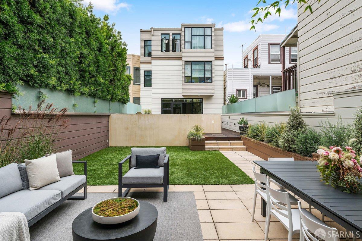 827 North Point Street, San Francisco