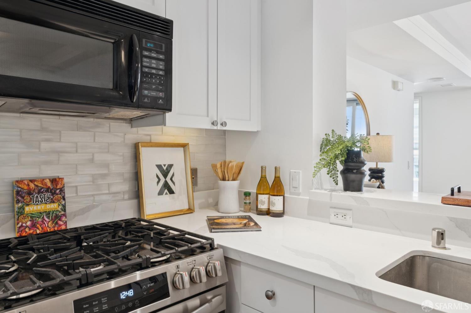 400 Beale Street #808 - Photo 3