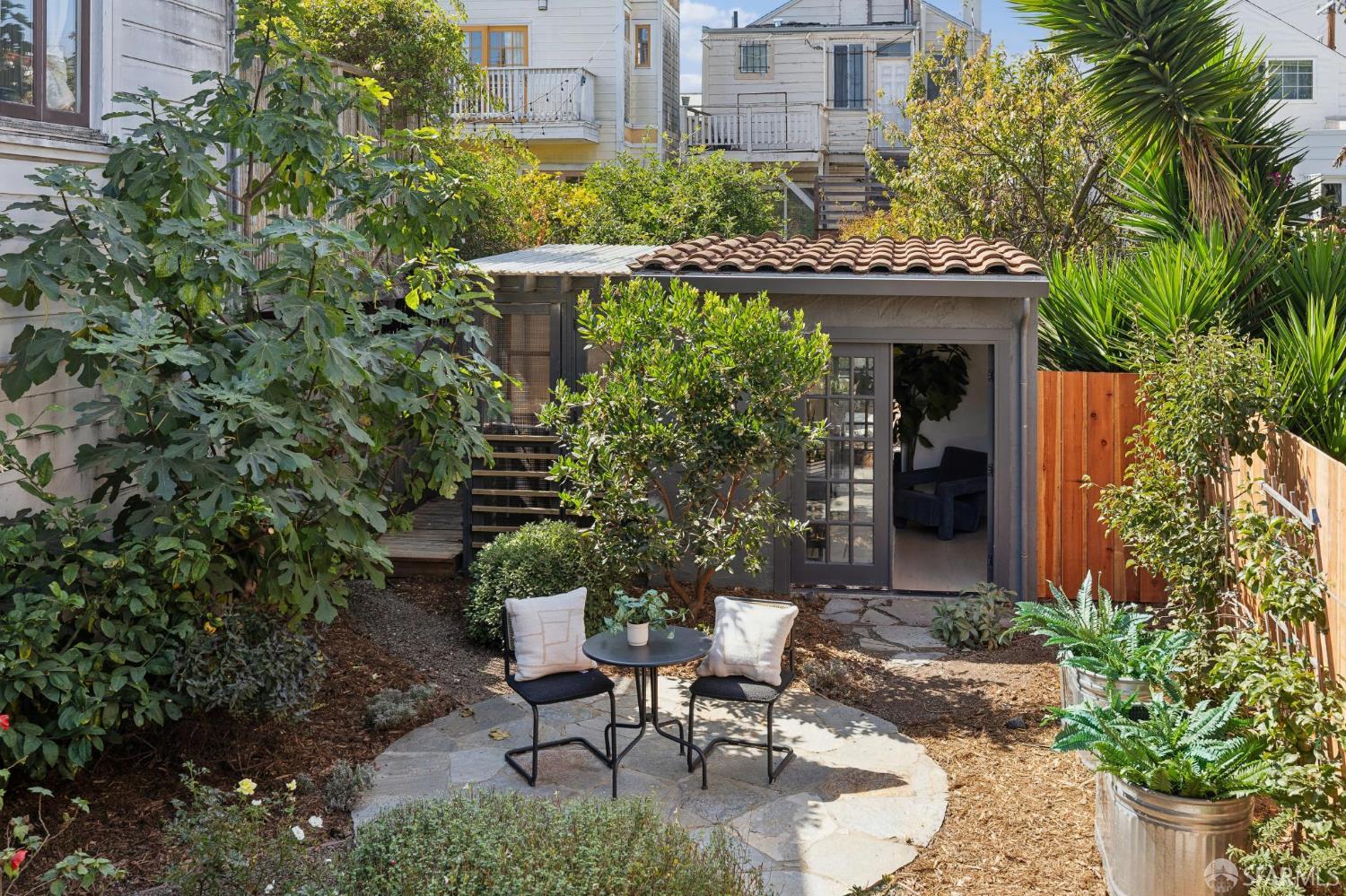 2640 Bryant Street - Photo 2