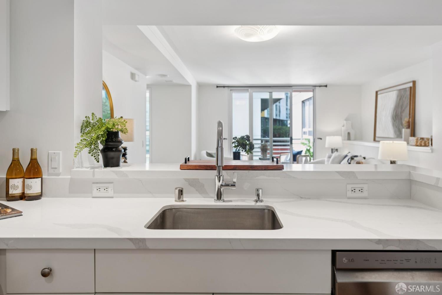 400 Beale Street #808 - Photo 4