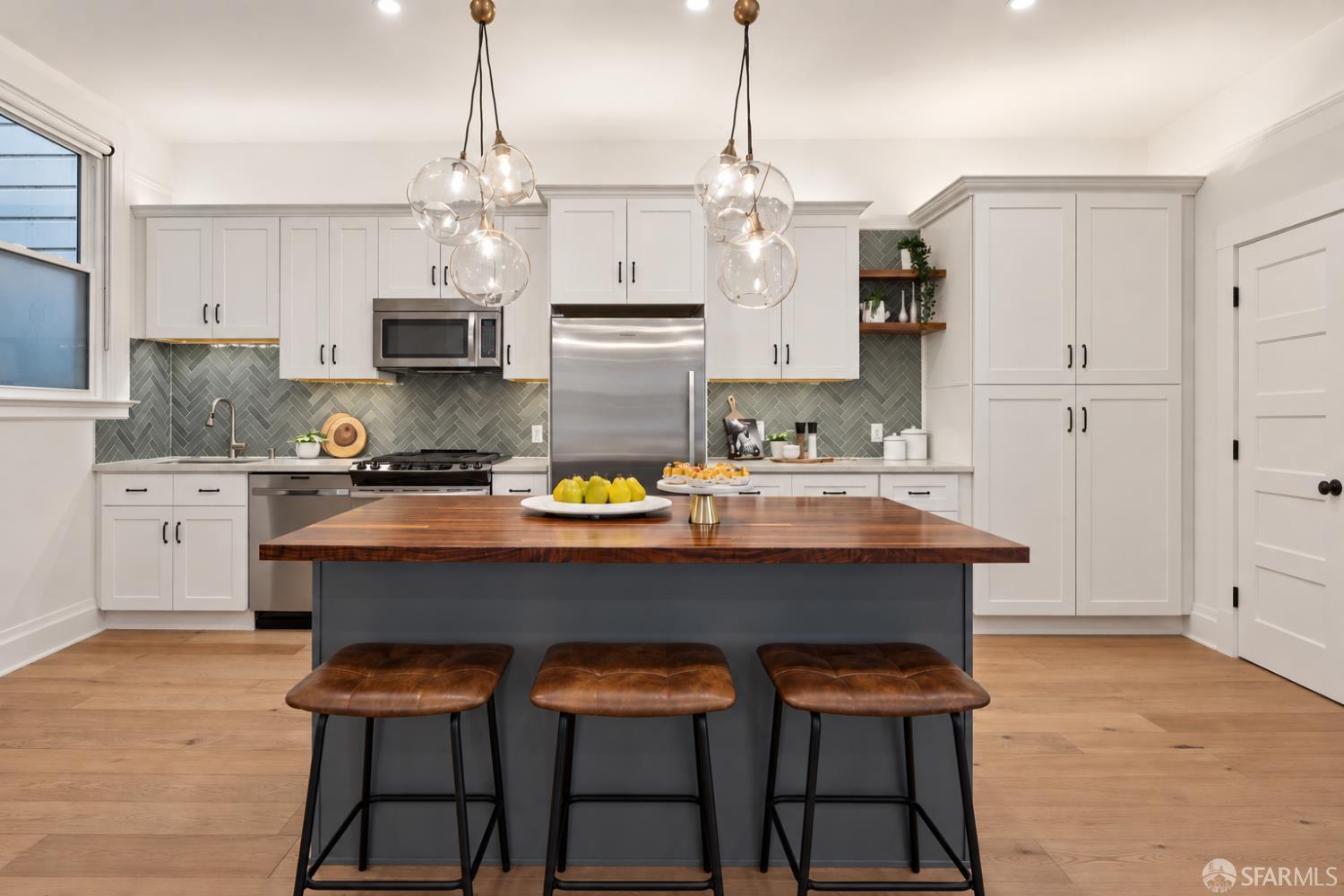 66 Eureka Street - Photo 2
