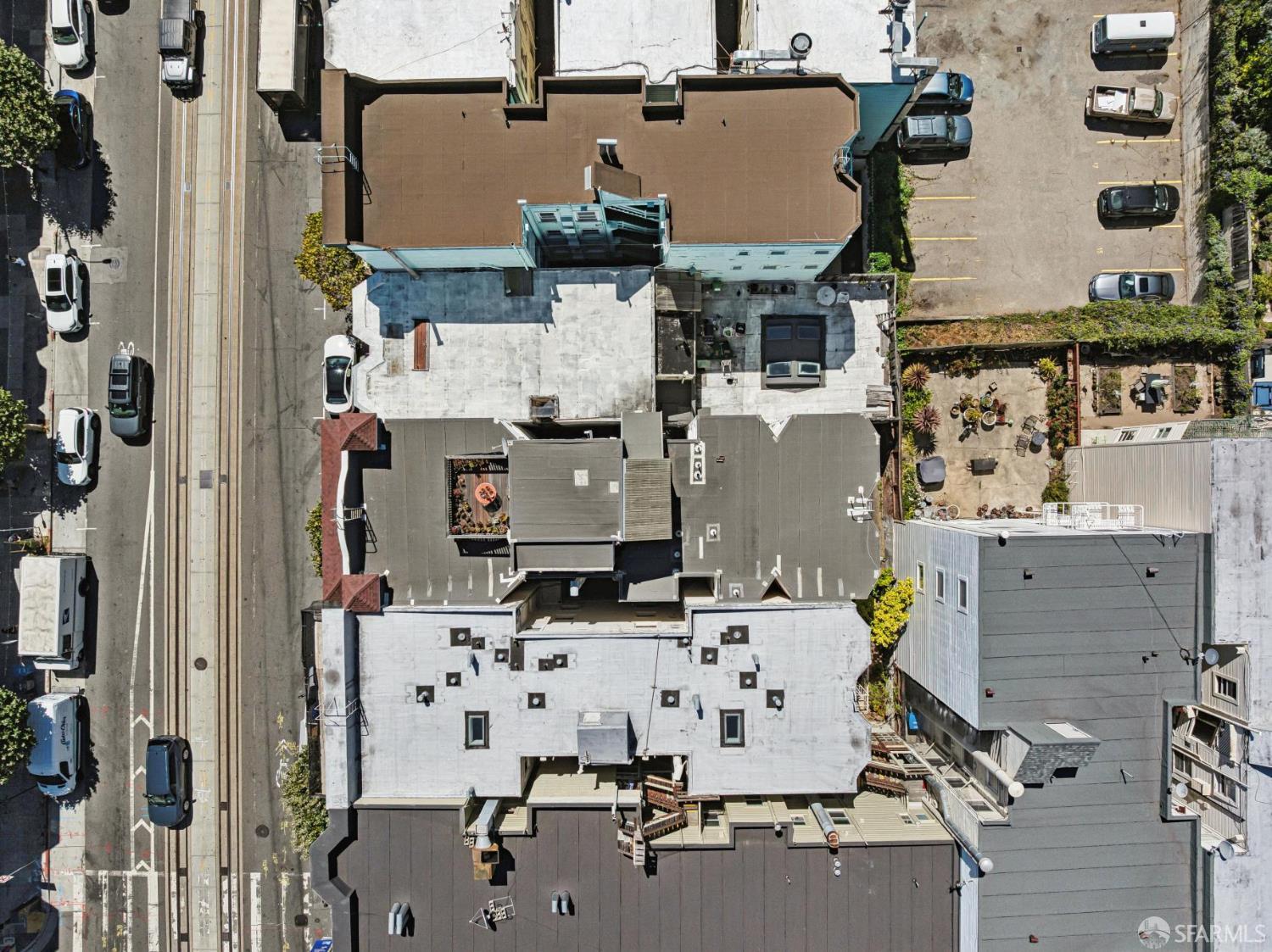1520 California Street - Photo 2