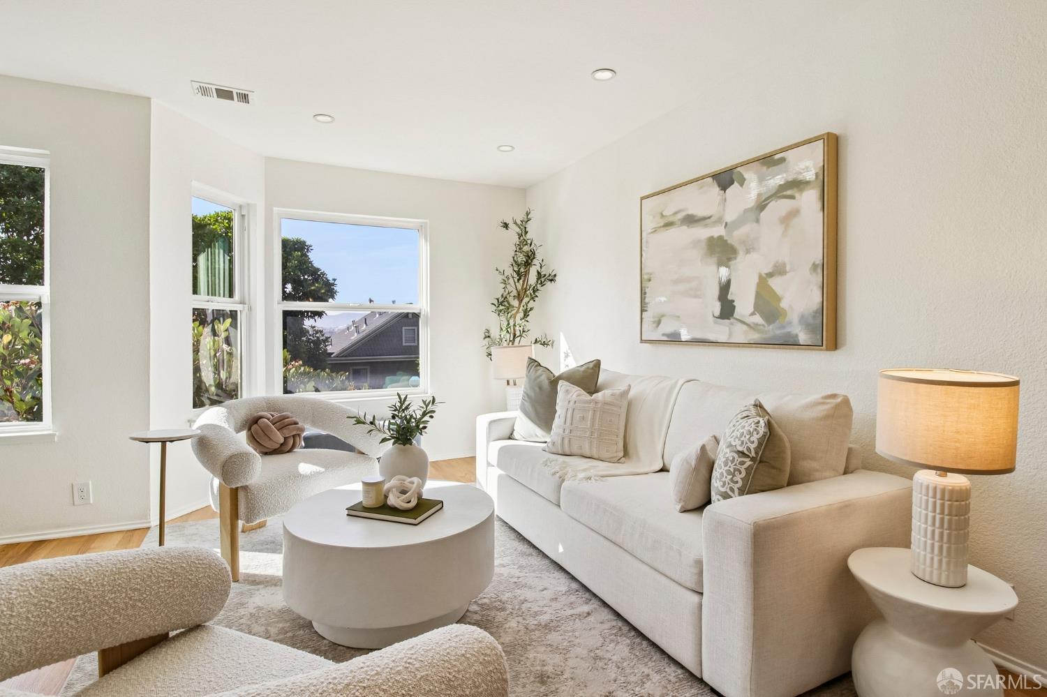 52 Littlefield Terrace - Photo 2