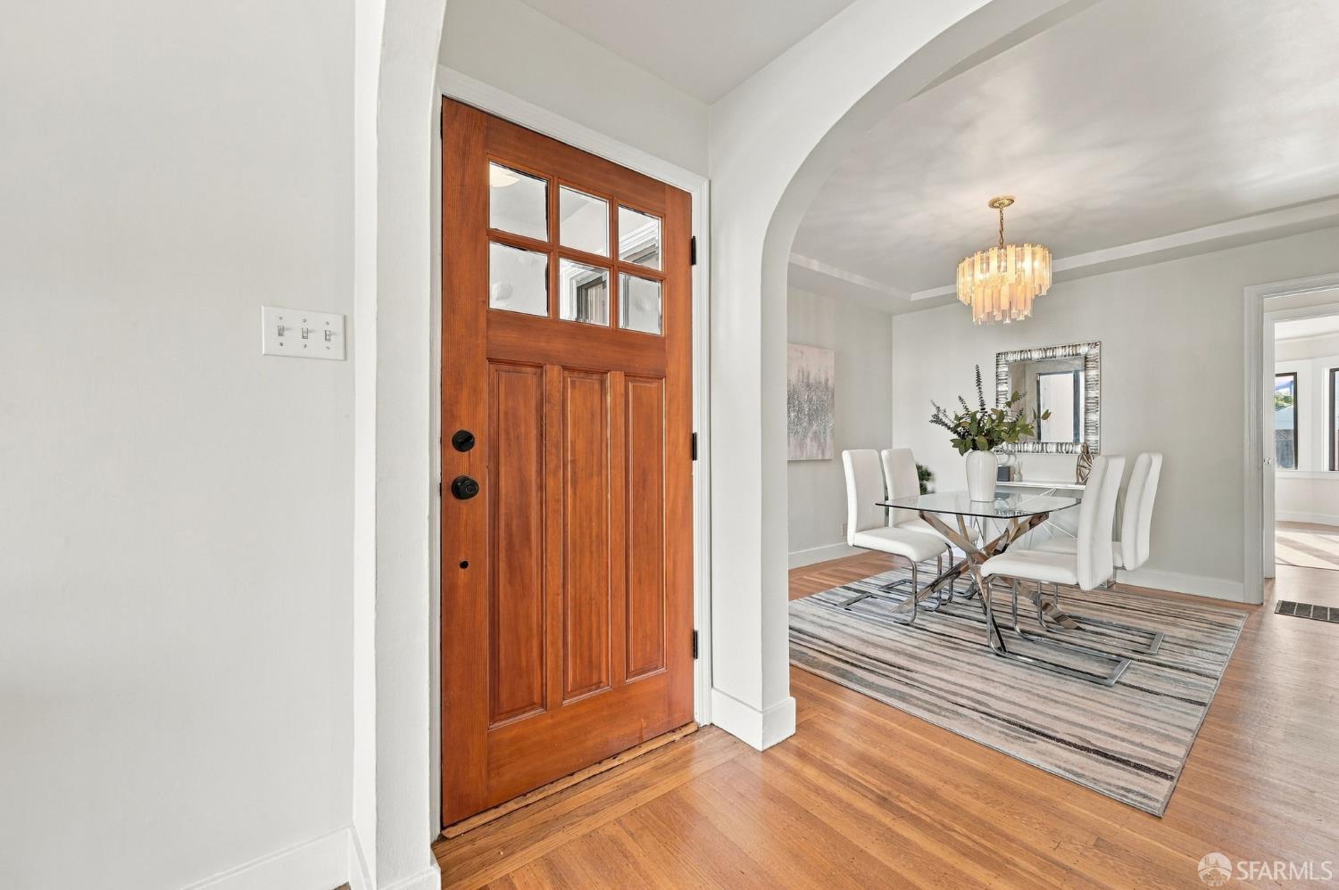 2027 21st Avenue - Photo 4