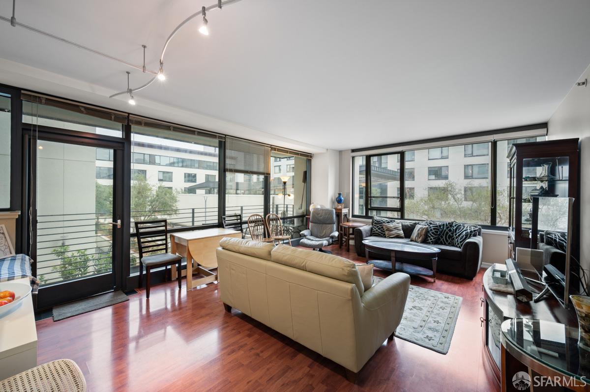 250 King Street #518 - Photo 4