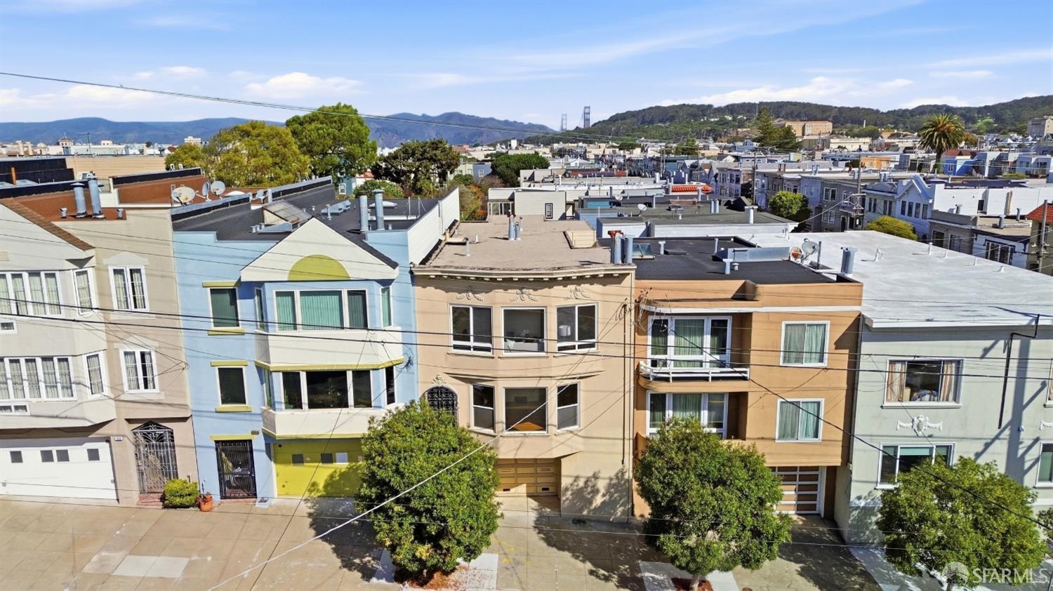 1916 Balboa Street - Main photo