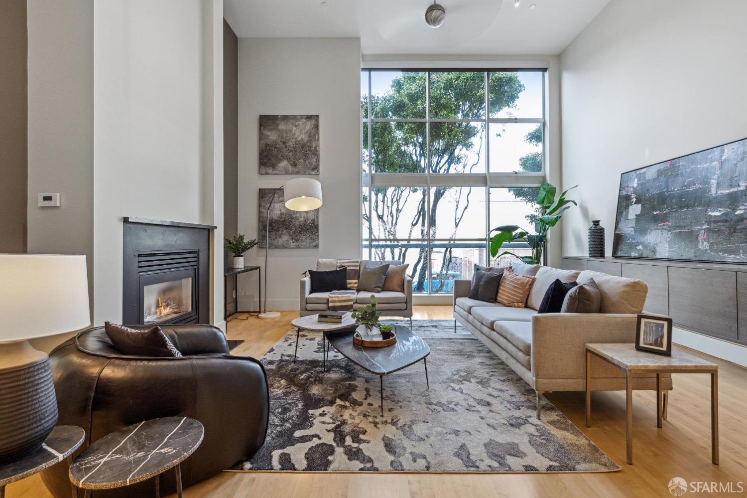 1011 23rd Street #6 - Photo 2