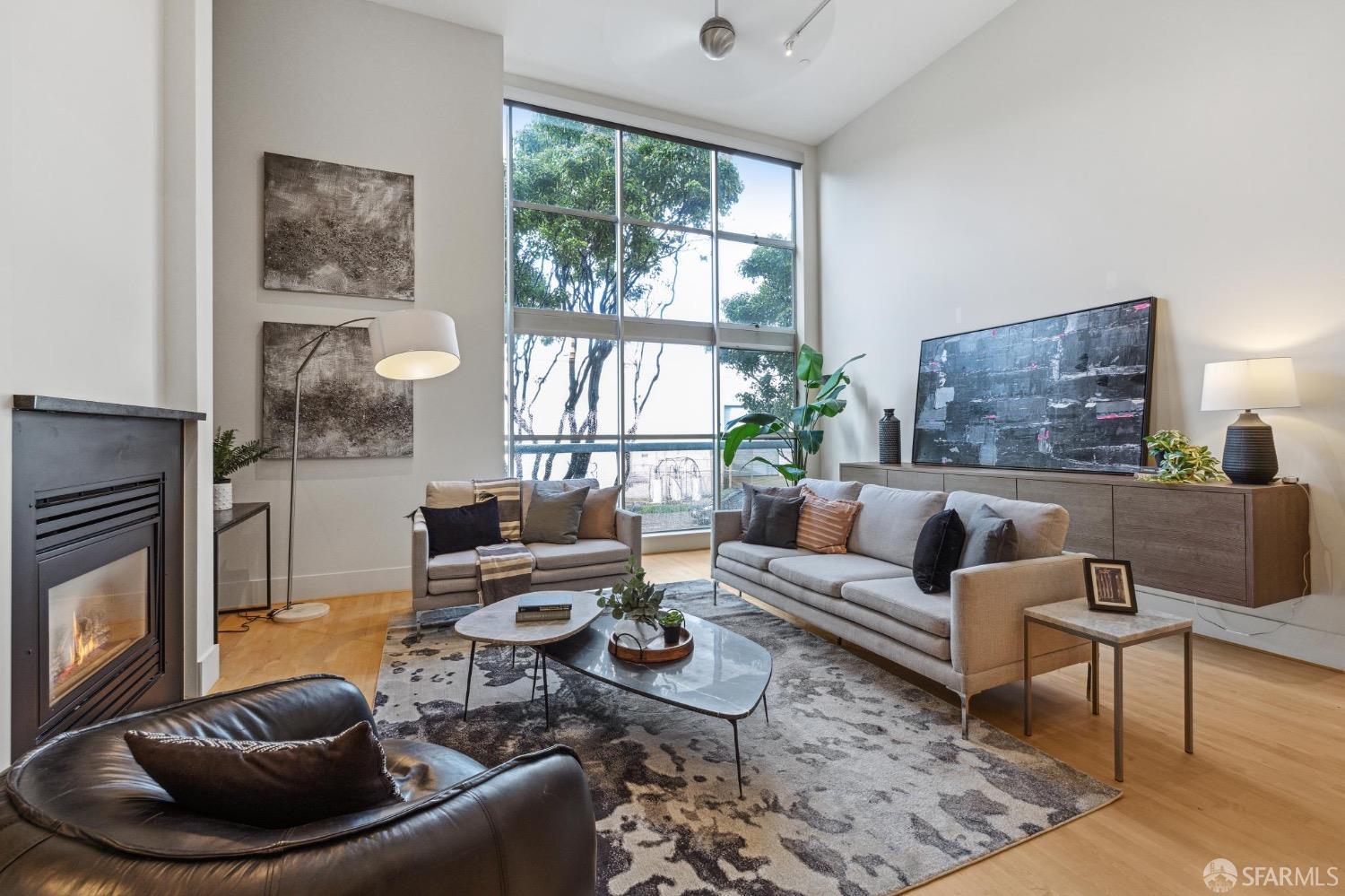 1011 23rd Street #6 - Photo 3