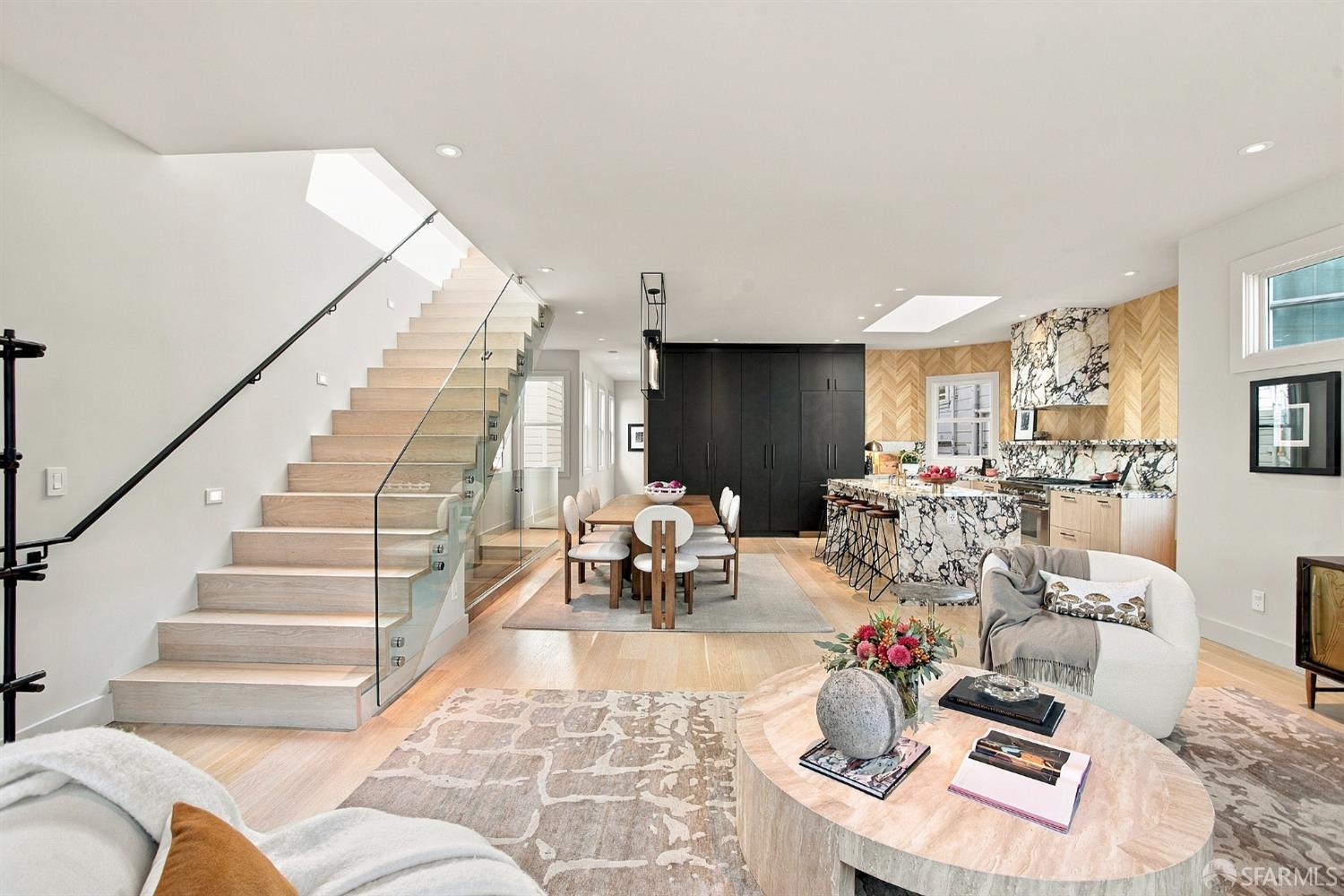 924 Stanyan Street - Photo 3