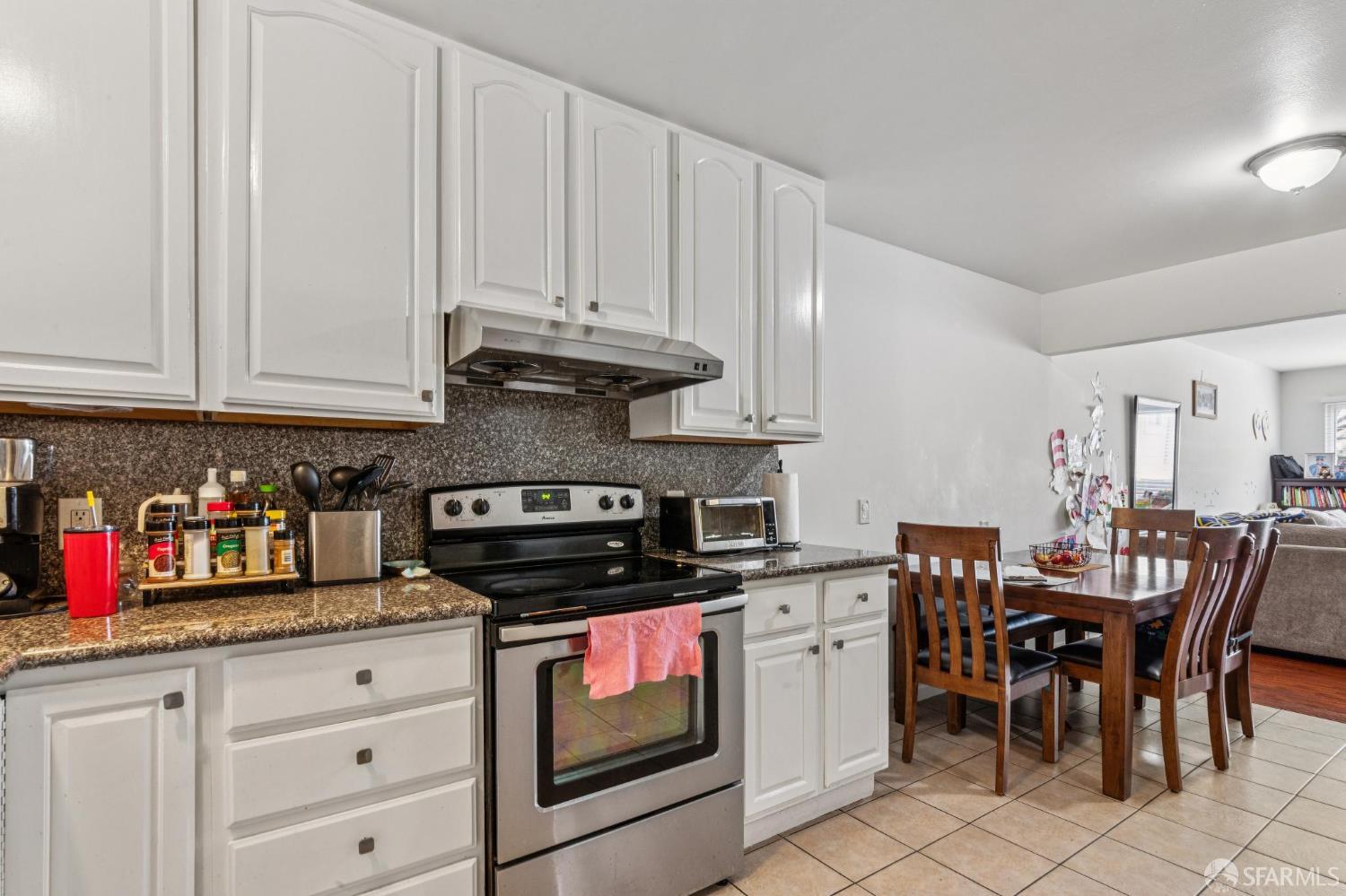 131 Russia Avenue - Photo 5