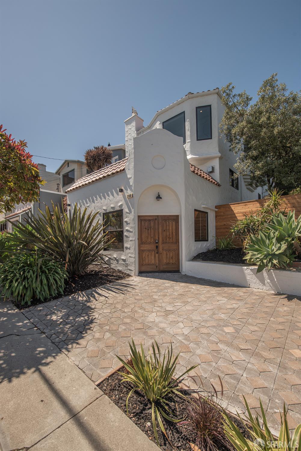 247 Edna Street - Main photo