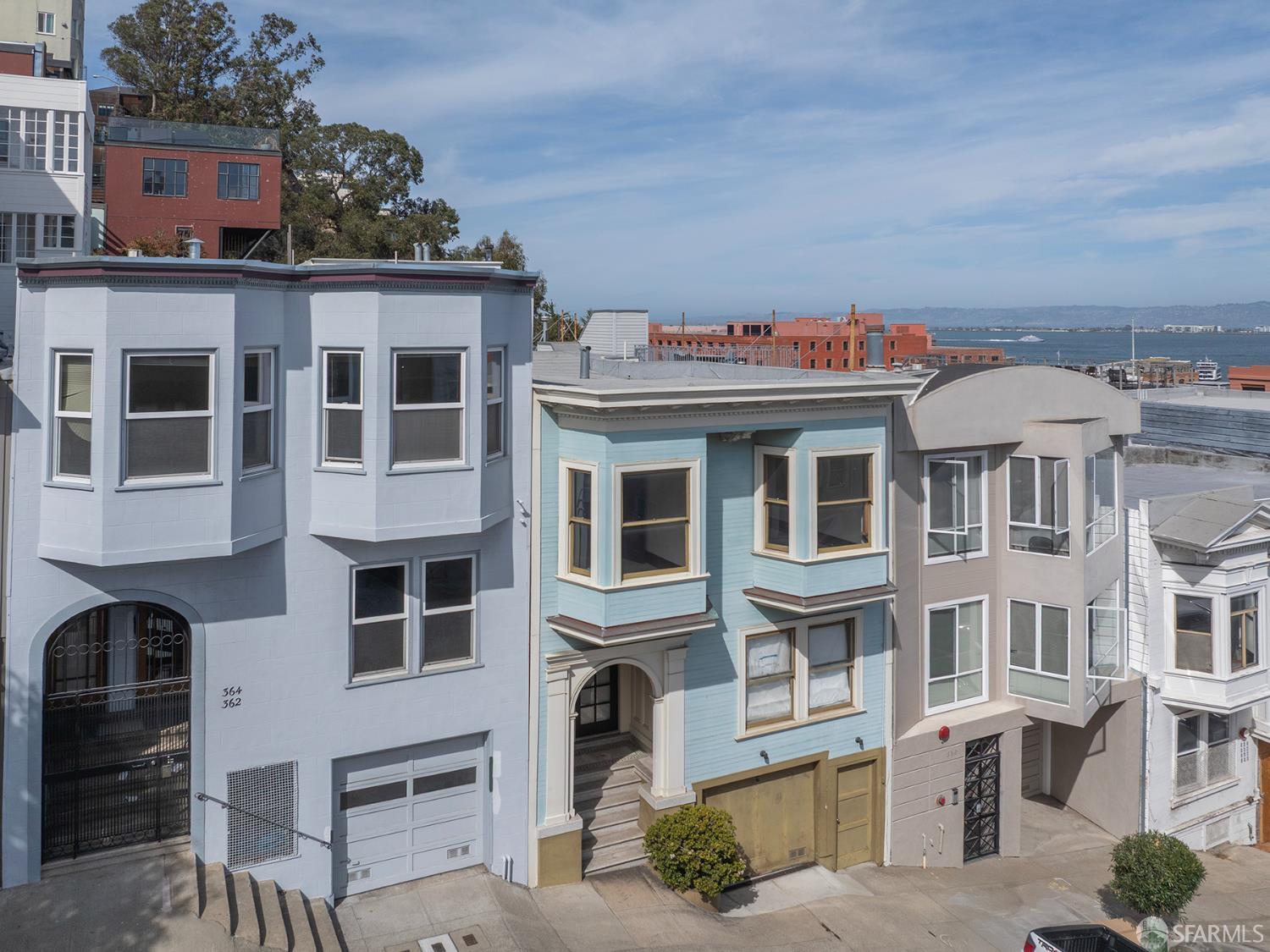 358-360 Vallejo Street - Photo 2