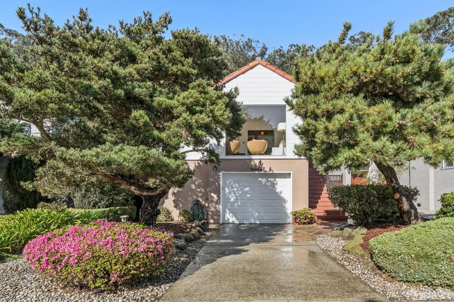 12 Crestlake Drive - Photo 2
