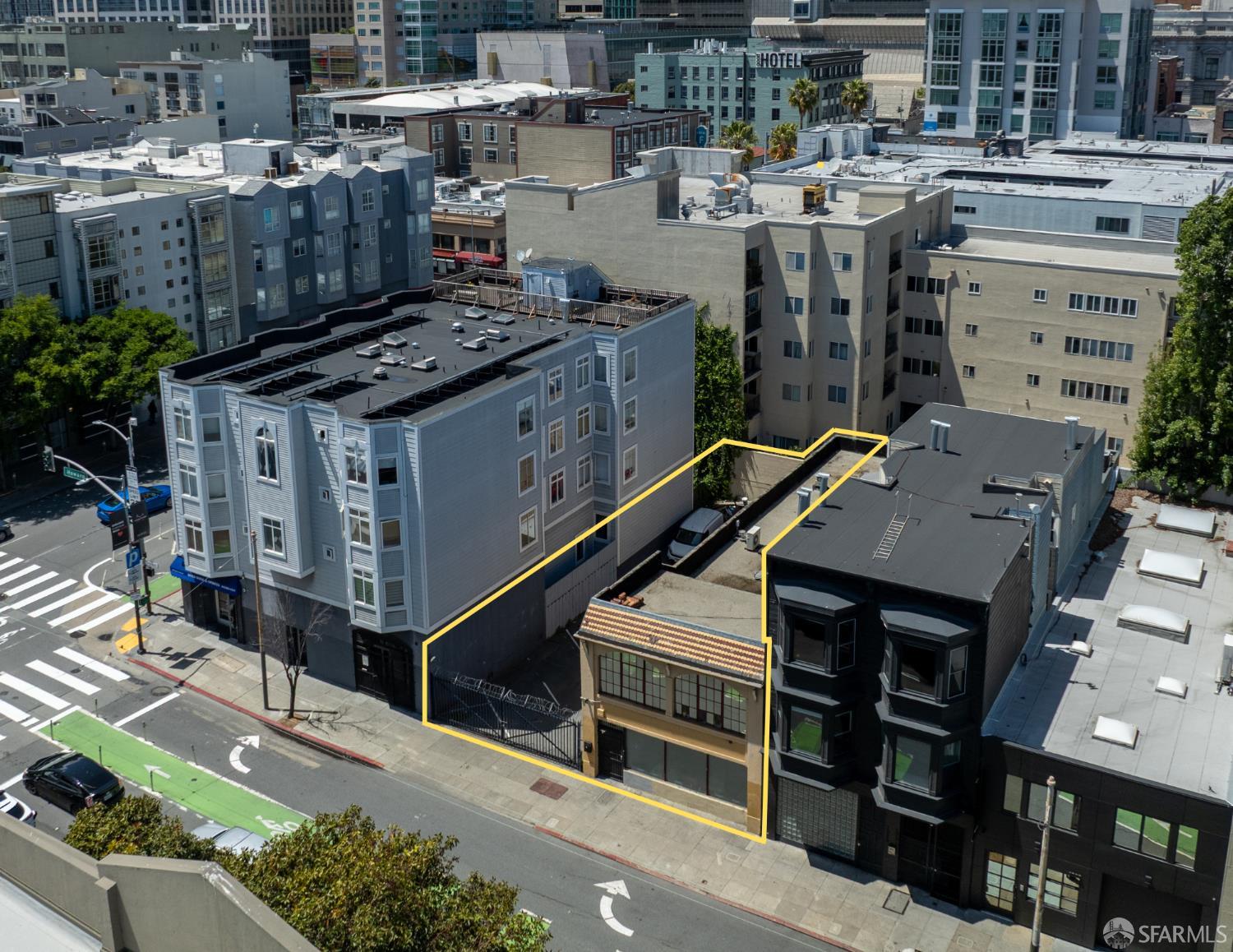 1088 Howard Street - Photo 3
