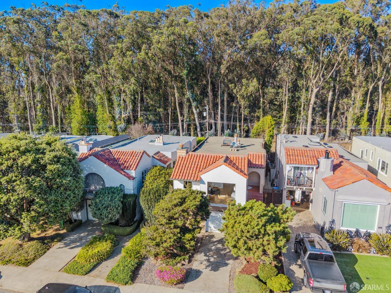 12 Crestlake Drive - Photo 4