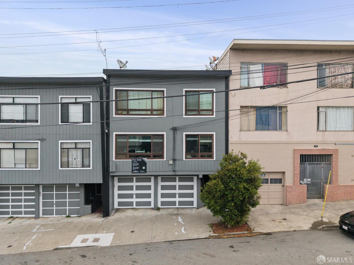 131 Russia Avenue - Main photo