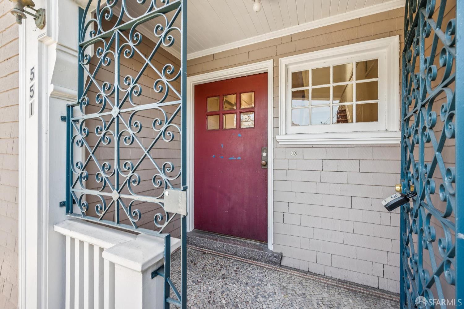 551 9th Avenue - Photo 2