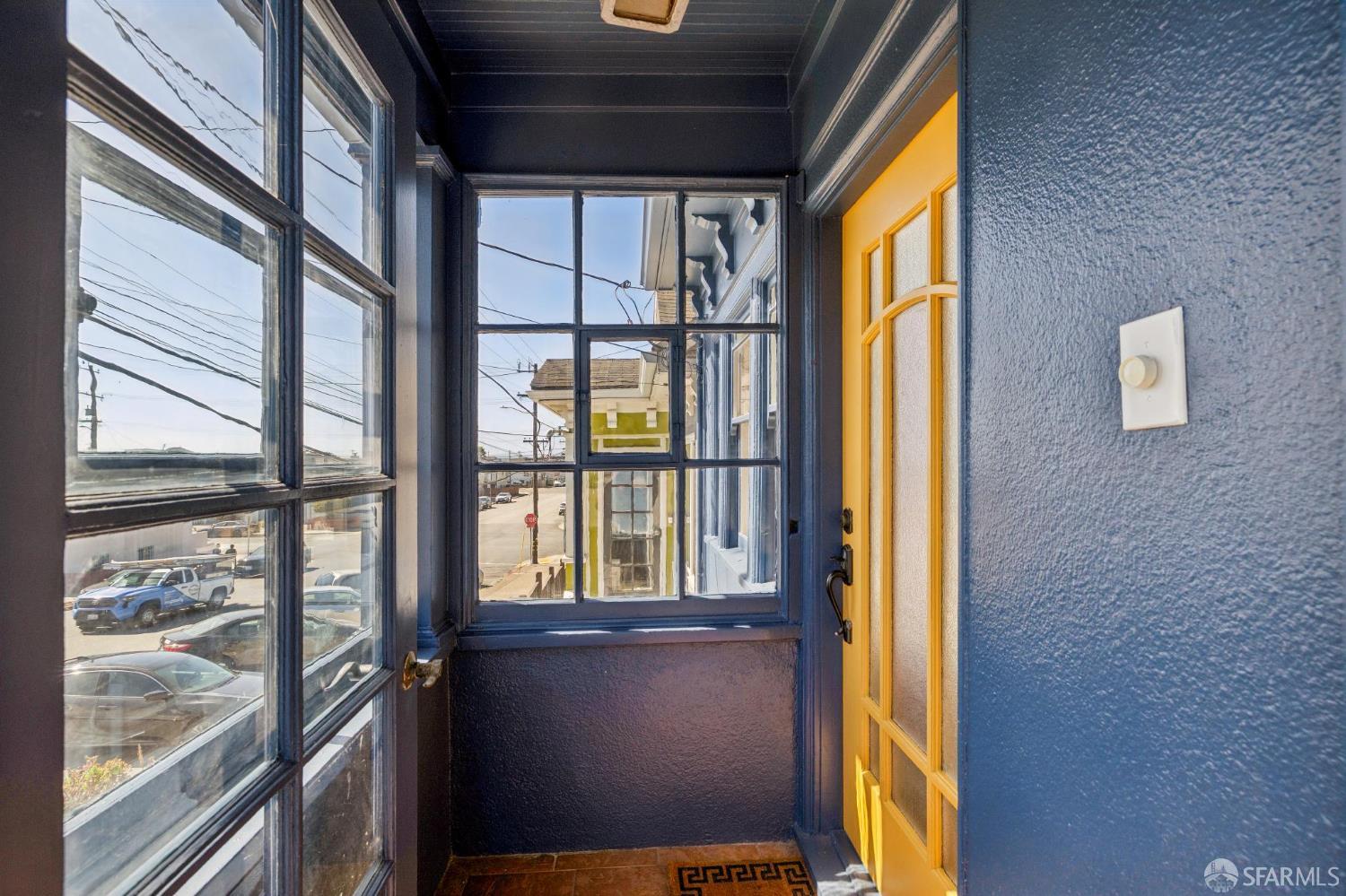 3932 Lawton Street - Photo 3
