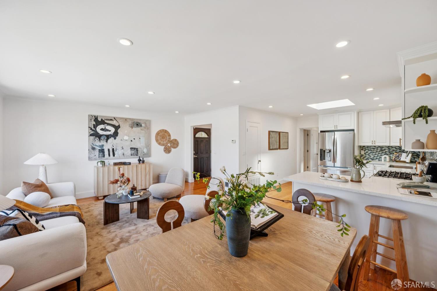 279 St Charles Avenue - Main photo