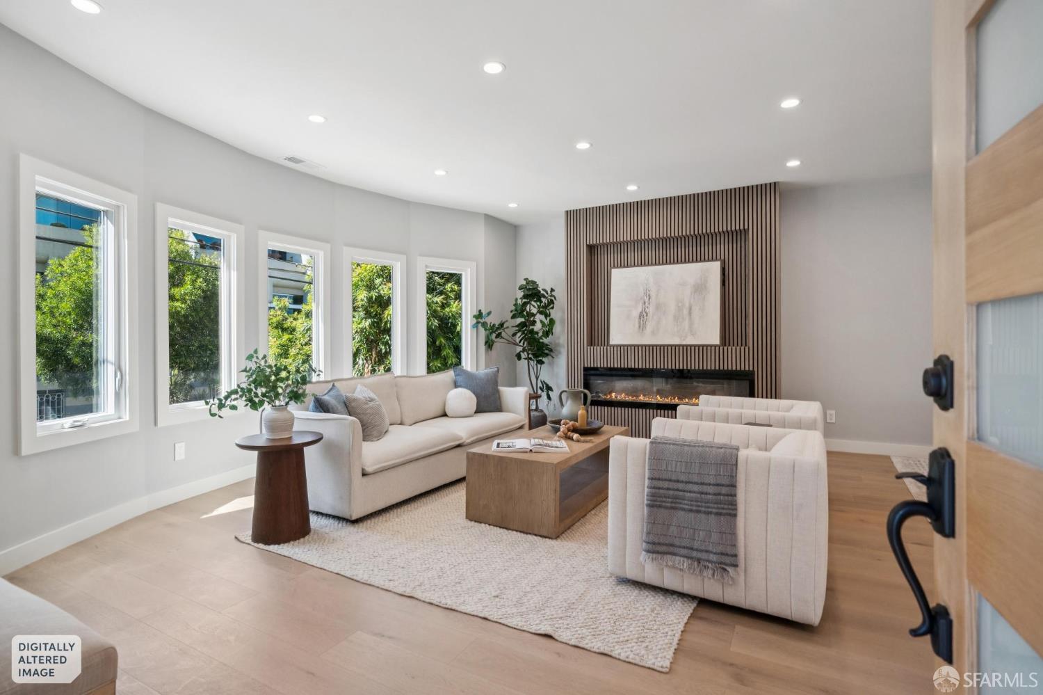 24 Lawrence Avenue - Photo 2