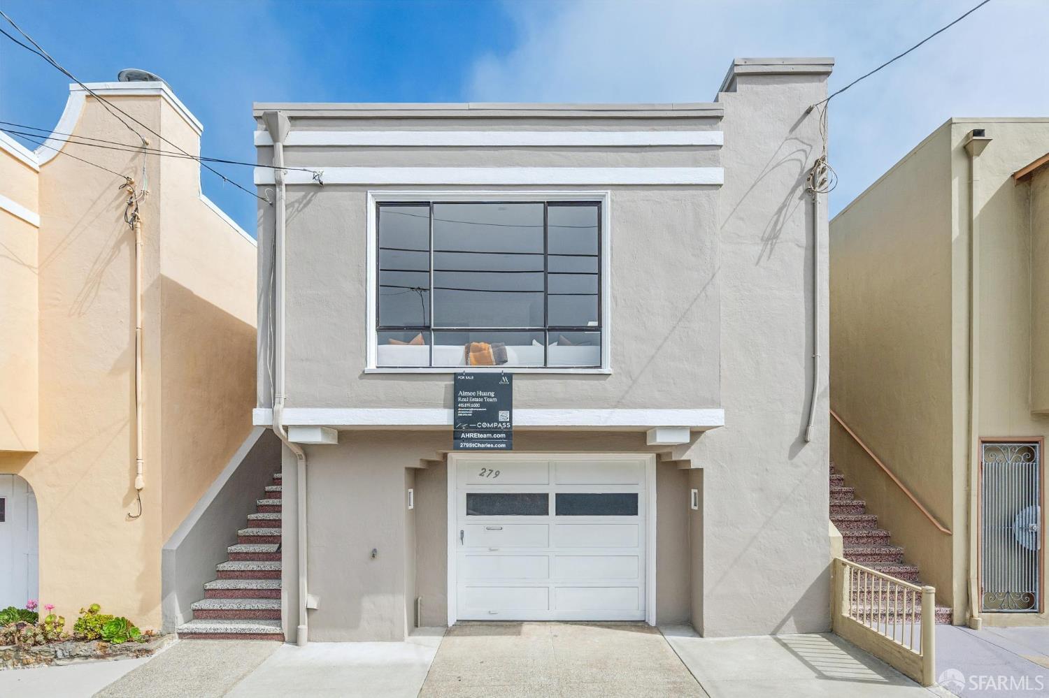 279 St Charles Avenue - Photo 3