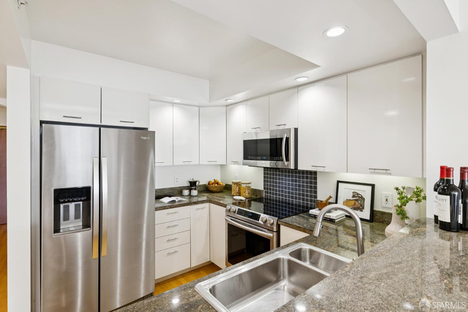 1438 Green Street #5A - Photo 4