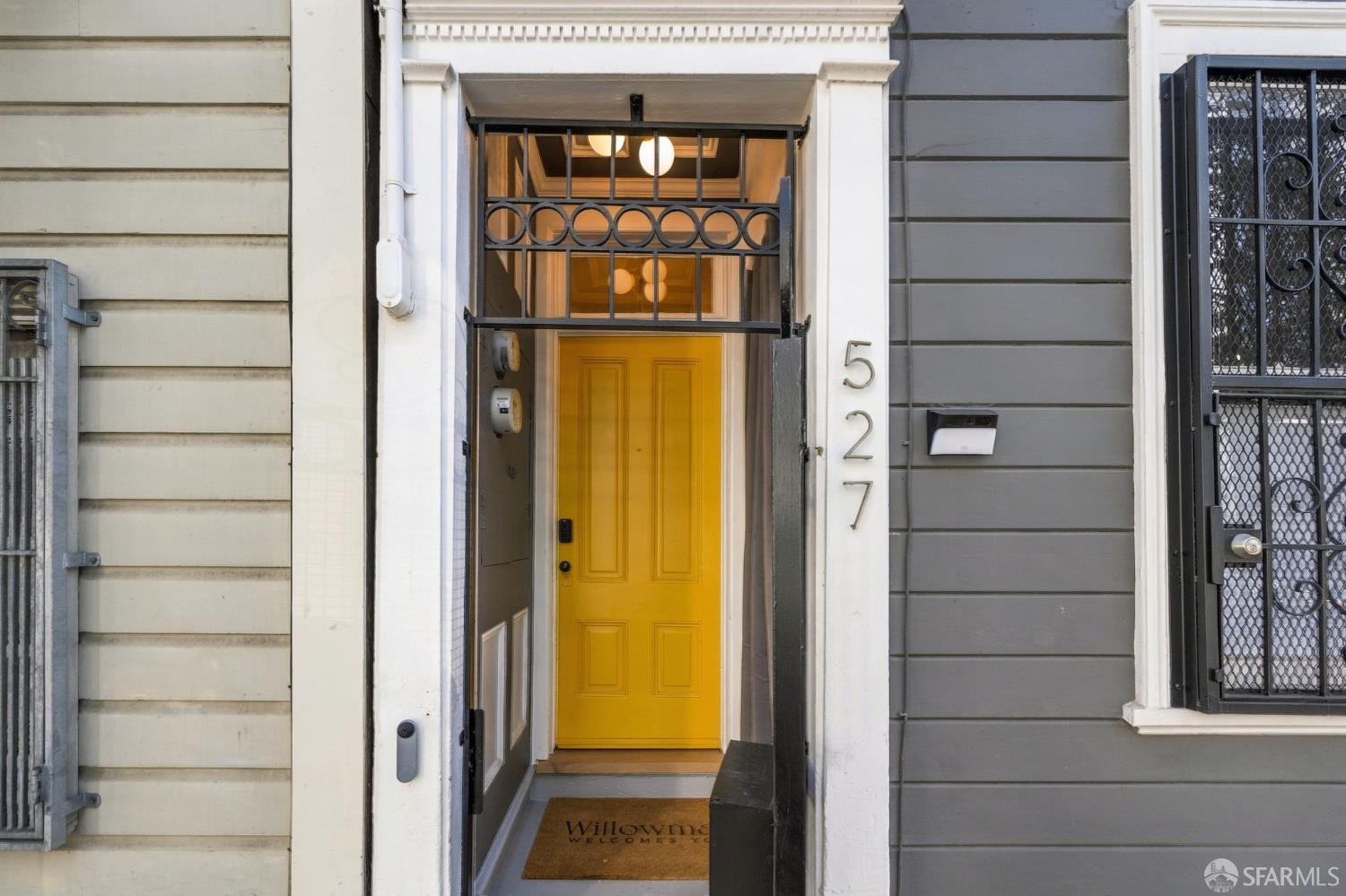 527 Birch Street - Photo 2