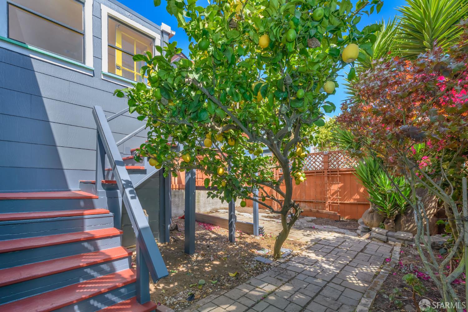 109 Banks Street - Photo 3