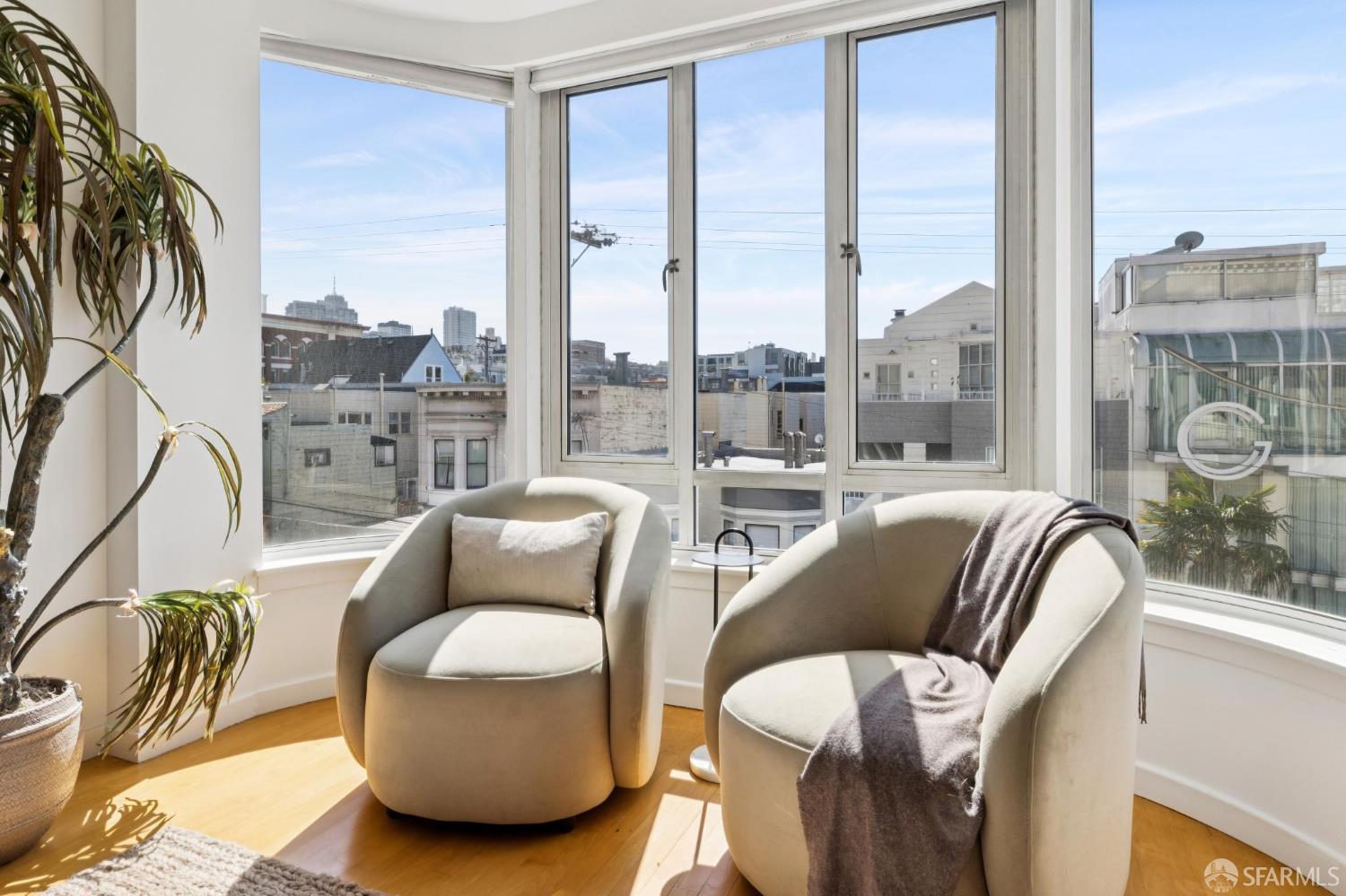 1438 Green Street #5A - Photo 2