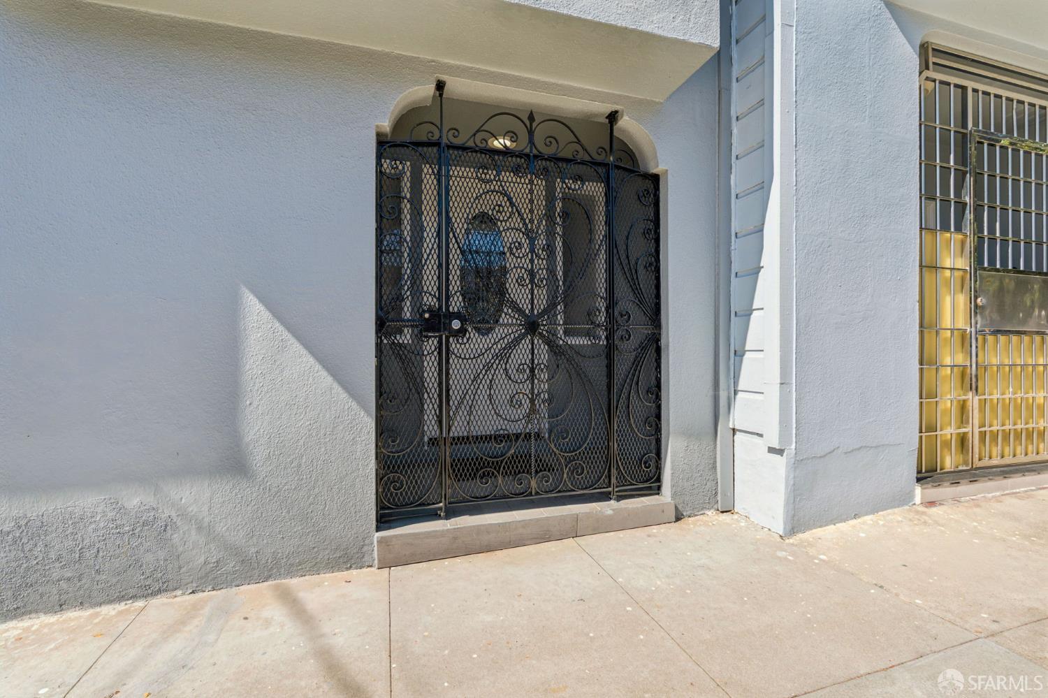 710 Vienna Street - Photo 2