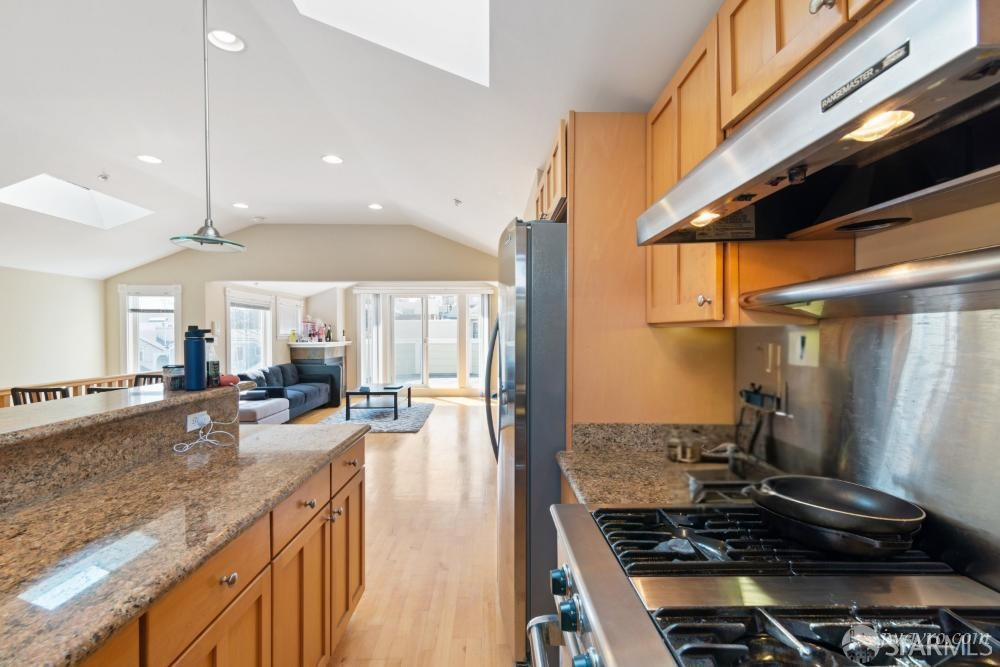 332 Jersey Street - Photo 5