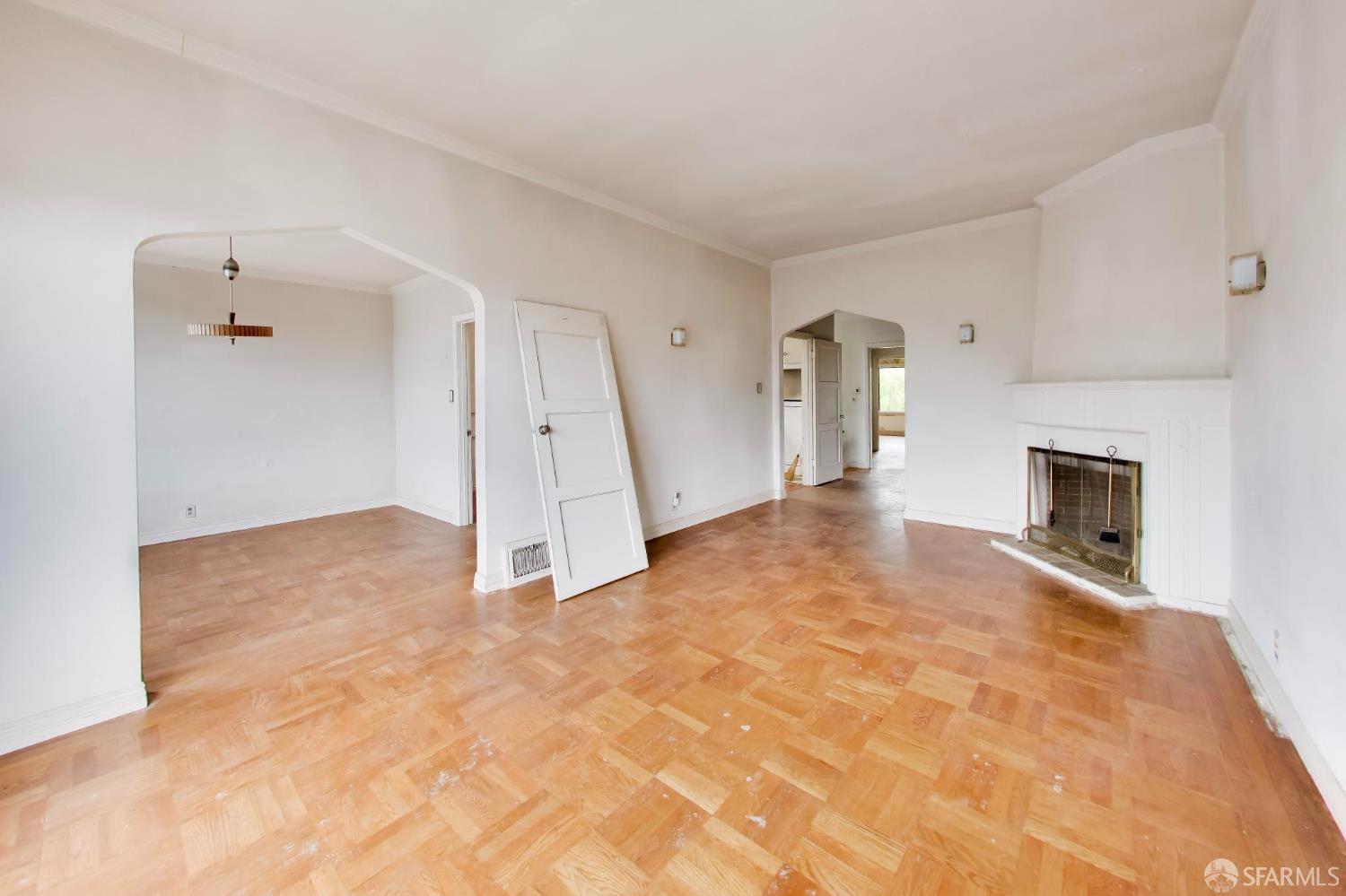 718 46th Avenue - Photo 5