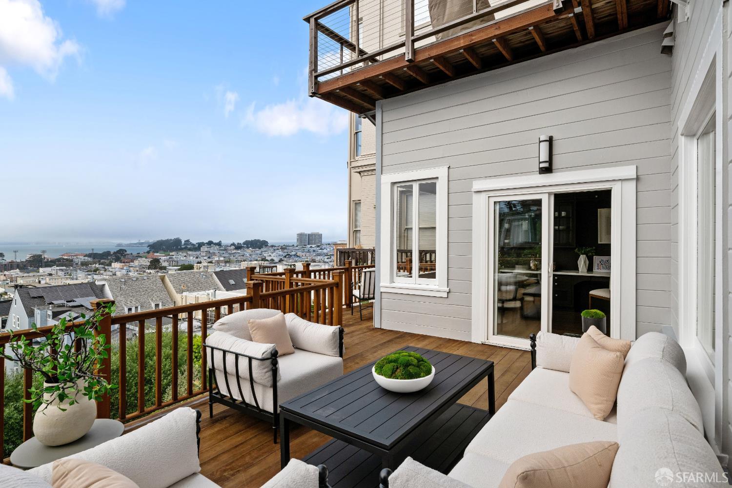 2186 Vallejo Street #1 - Main photo