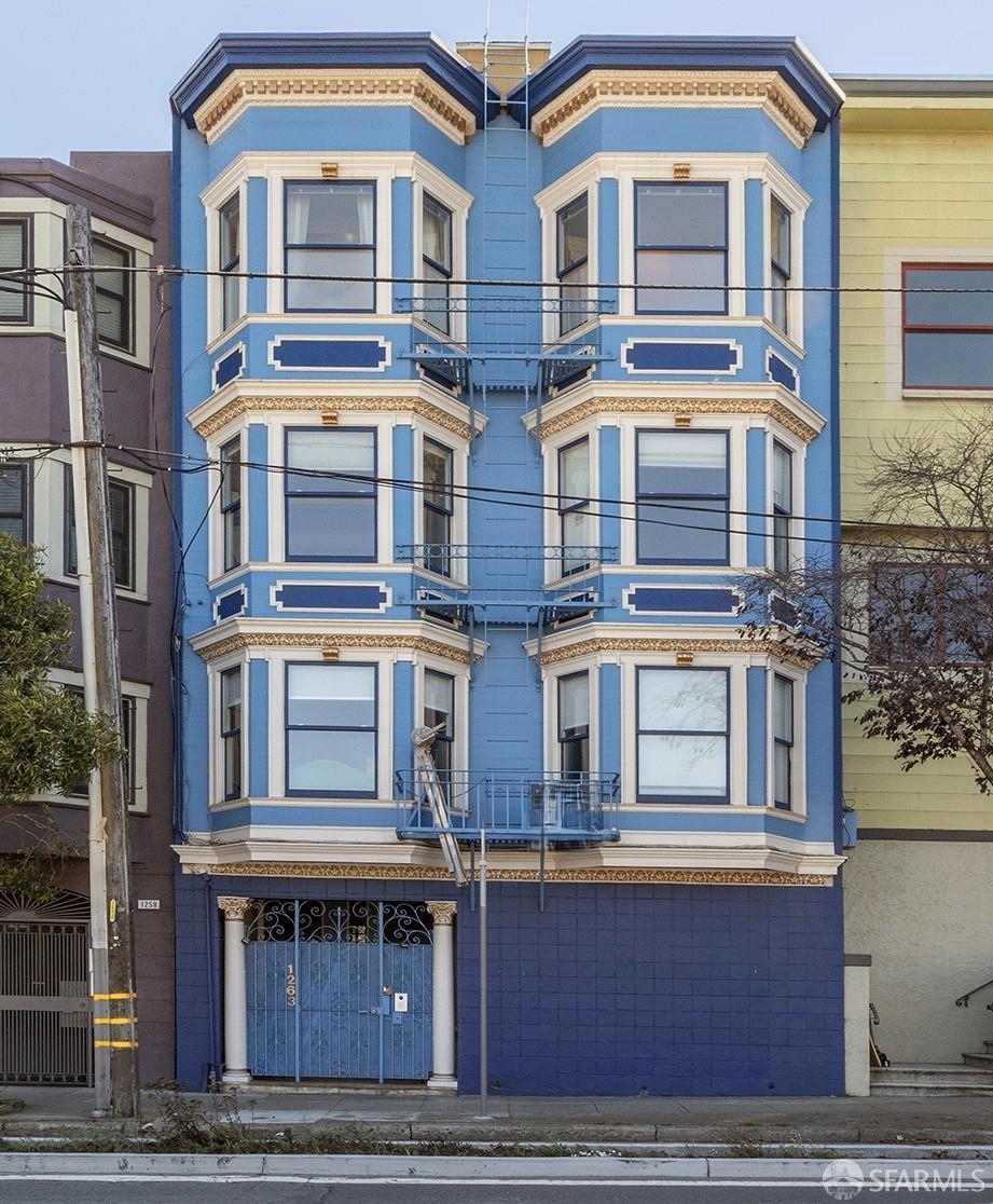 1263 Oak Street #5 - Main photo