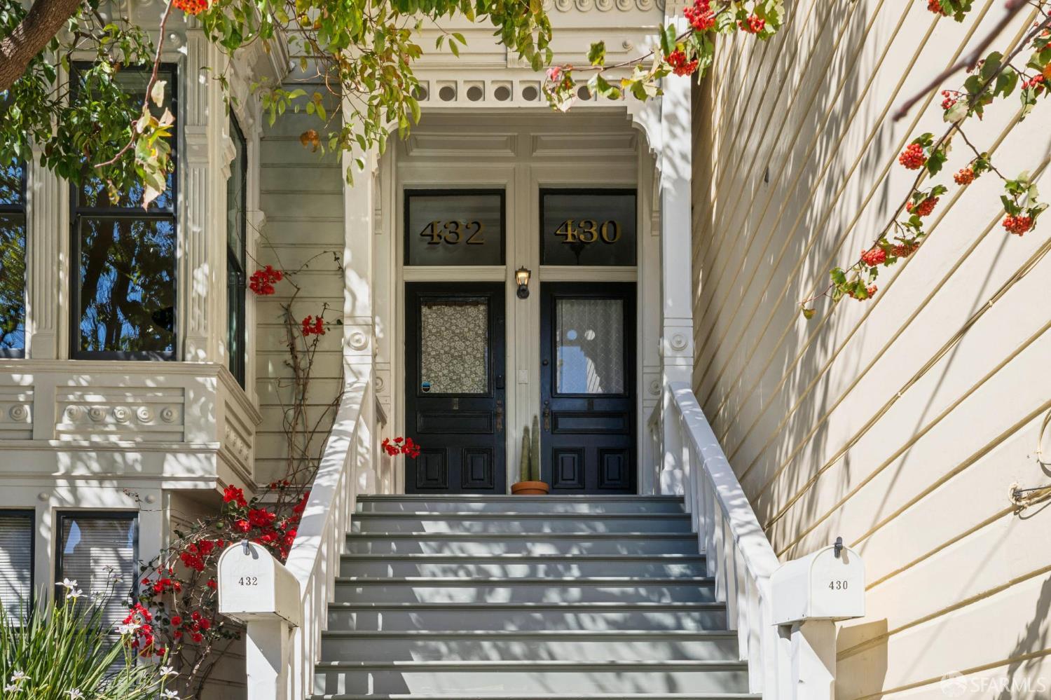 432 Elizabeth Street - Main photo