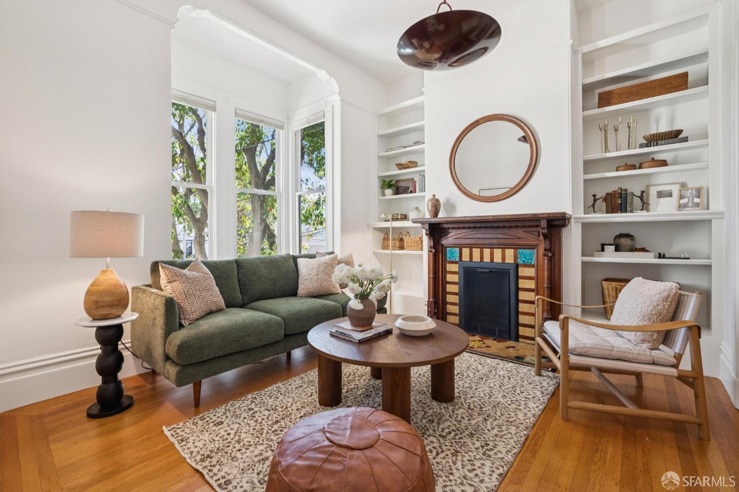 432 Elizabeth Street - Photo 2