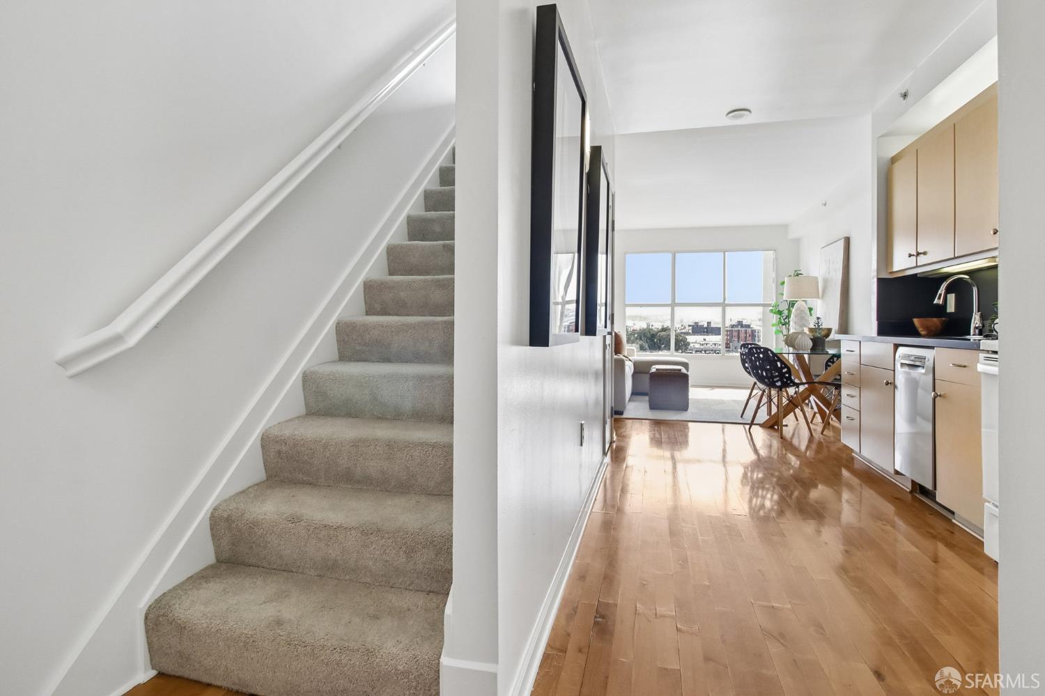 140 South Van Ness Avenue #724 - Main photo