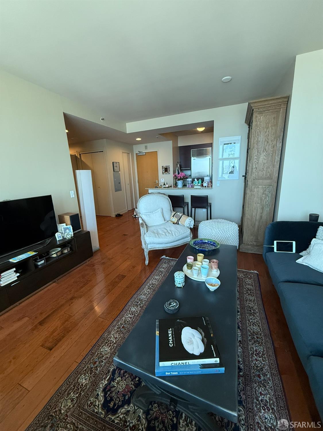 425 1st Street #2601 - Photo 4