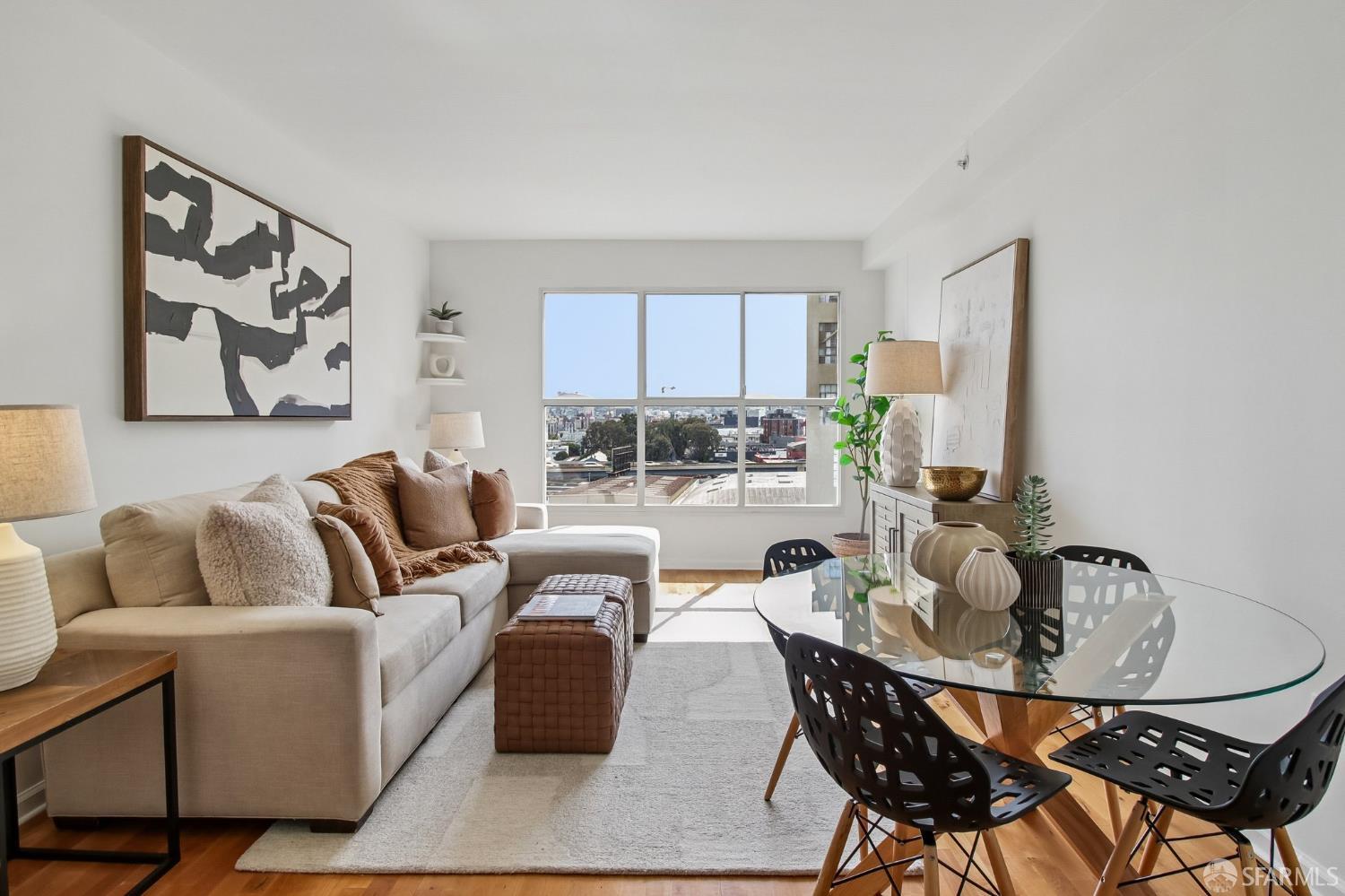 140 South Van Ness Avenue #724 - Photo 3