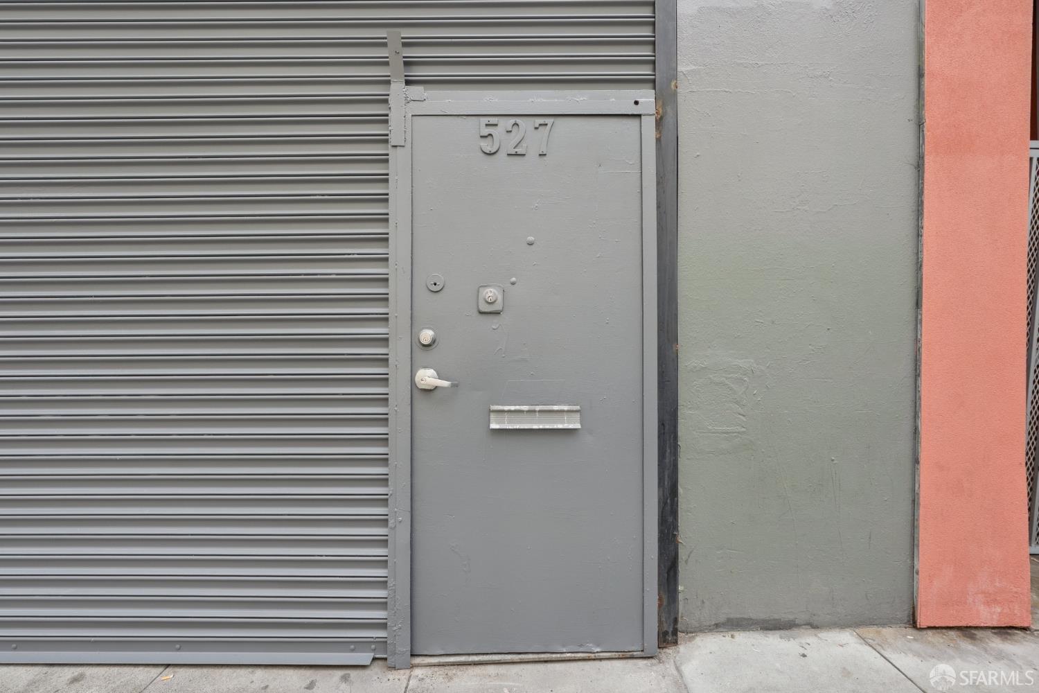 527 Stevenson Street - Photo 3