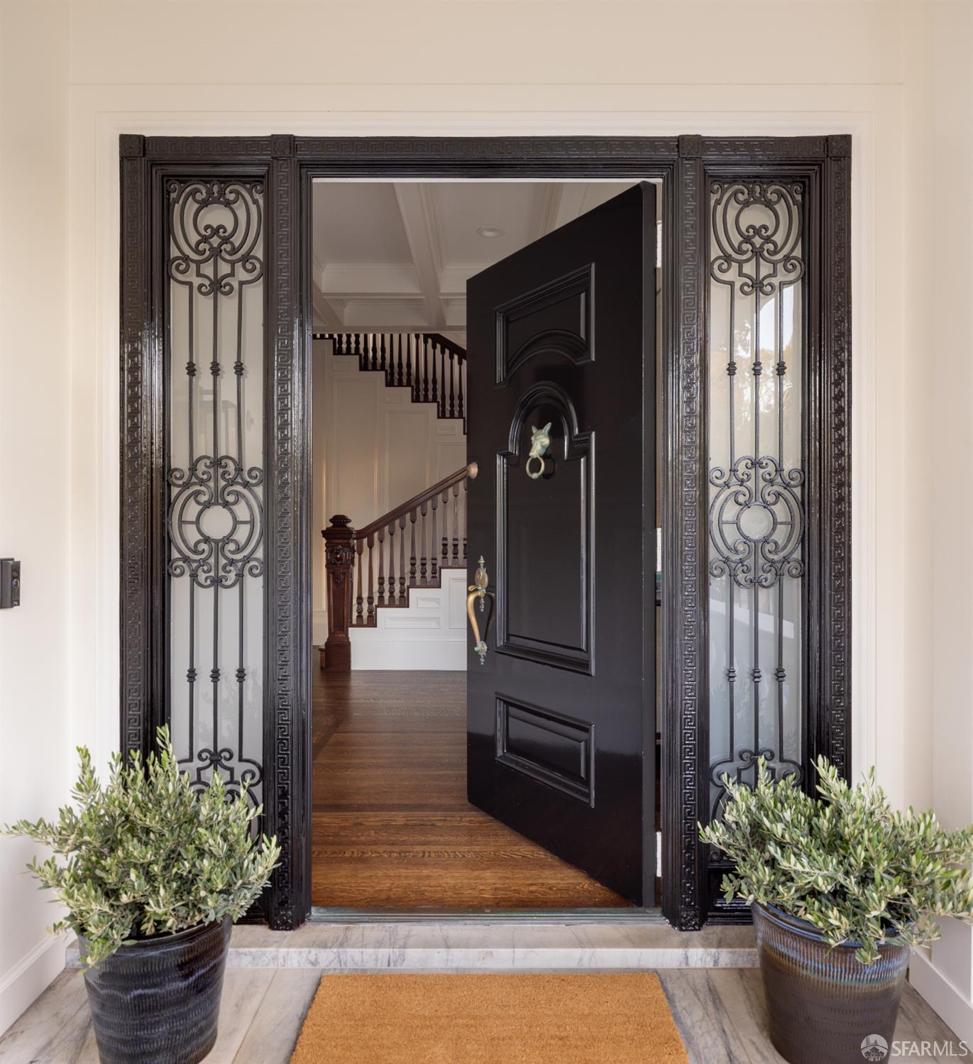 2120 Washington Street - Photo 3