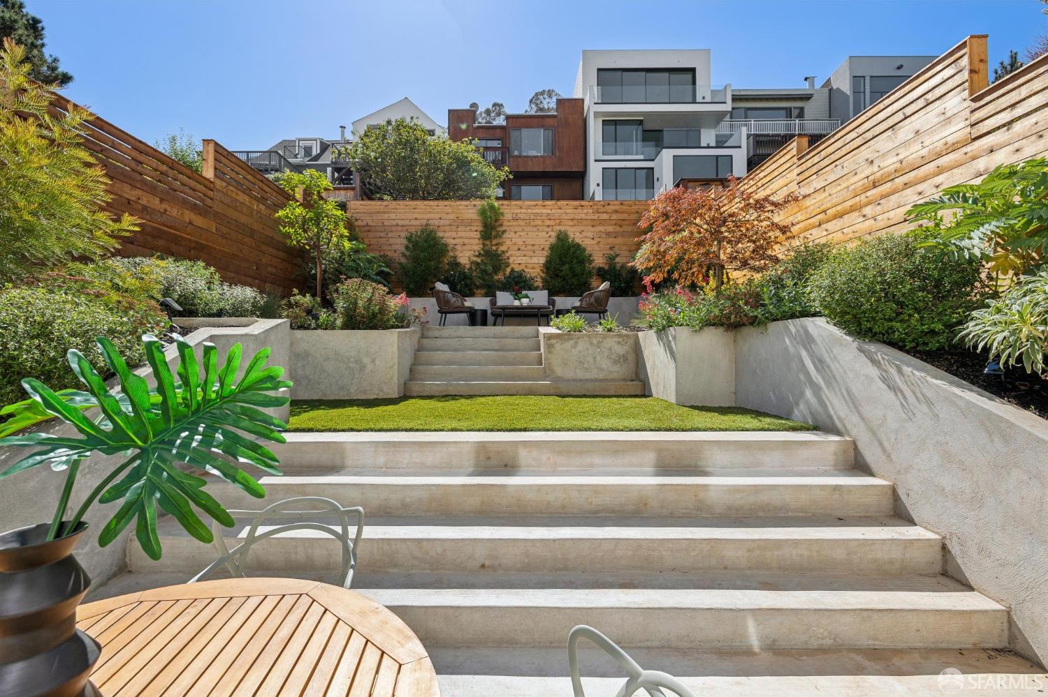 217 Randall Street - Photo 2