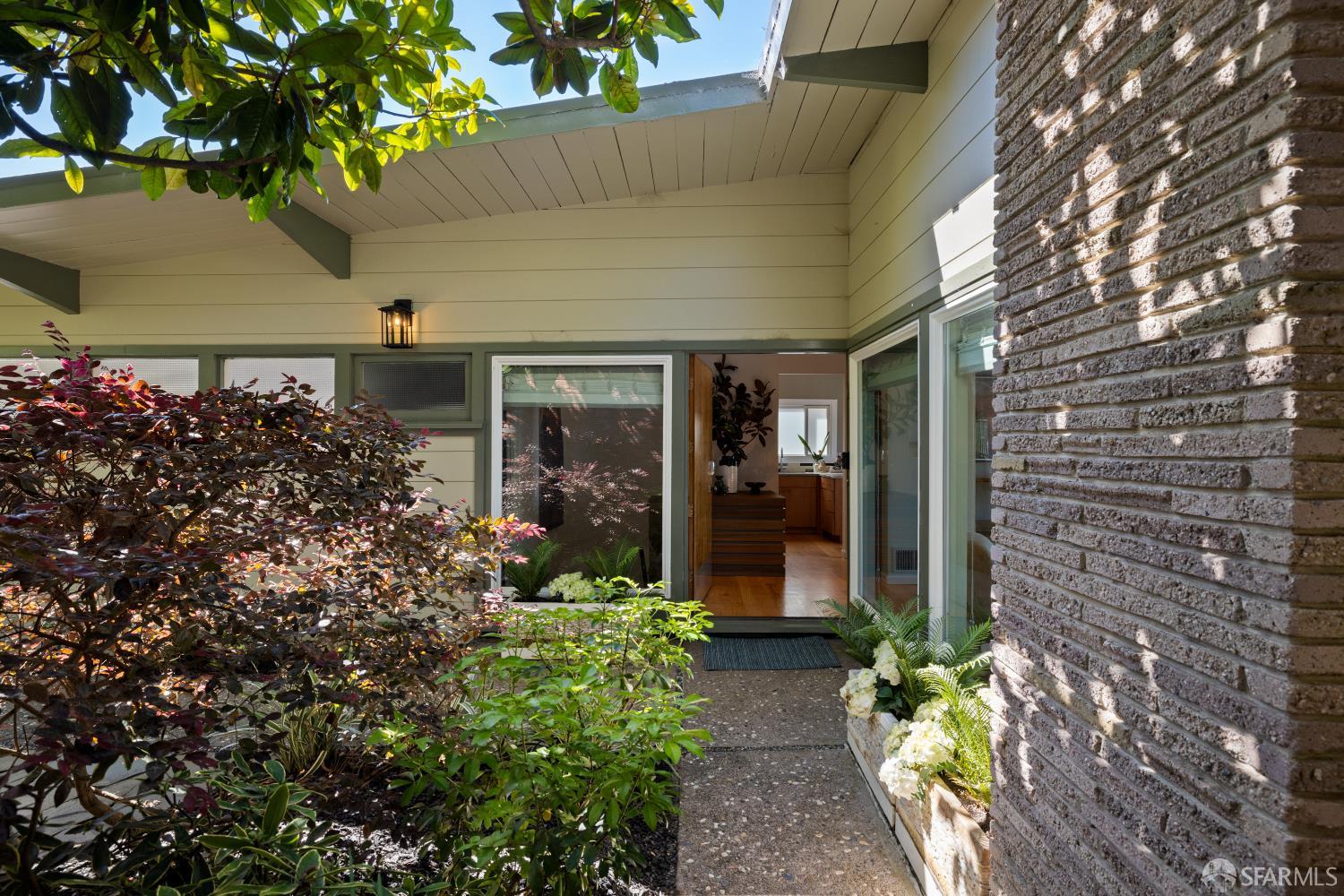74 San Jacinto Way - Photo 5